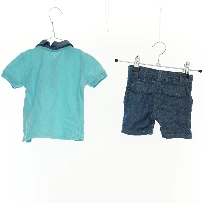Sæt, polo og shorts fra Tommy Hilfiger (str. 80 cm)