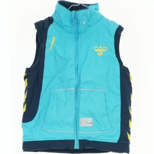 Vest fra Hummel (str. 122 cm)