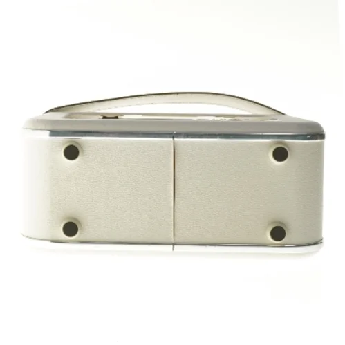 Memphis radio med adapter fra Memphis (str. 26x12x16 cm)