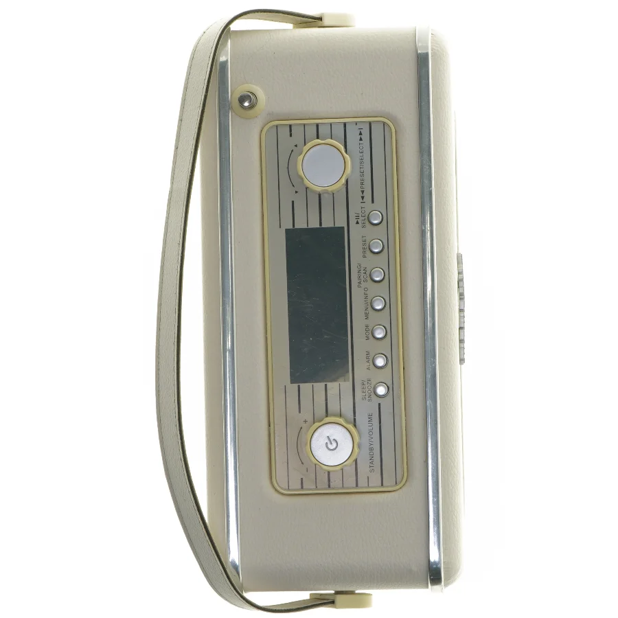 Memphis radio med adapter fra Memphis (str. 26x12x16 cm)