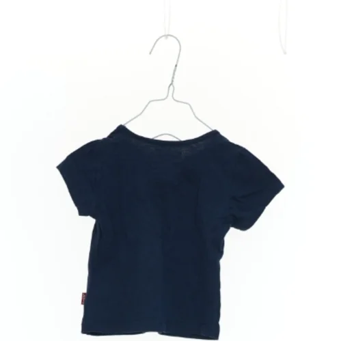 T-Shirt fra Levis (str. 92 cm)