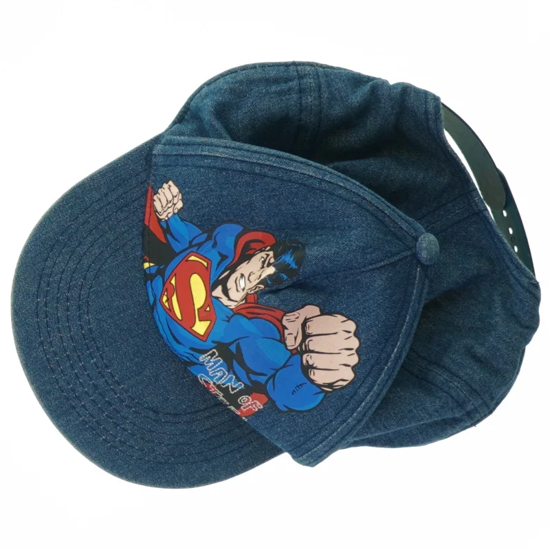 Superman kasket fra H&M (str. 122)
