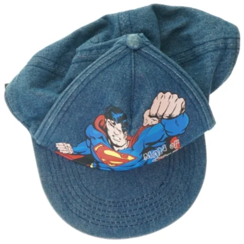 Superman kasket fra H&M (str. 122)