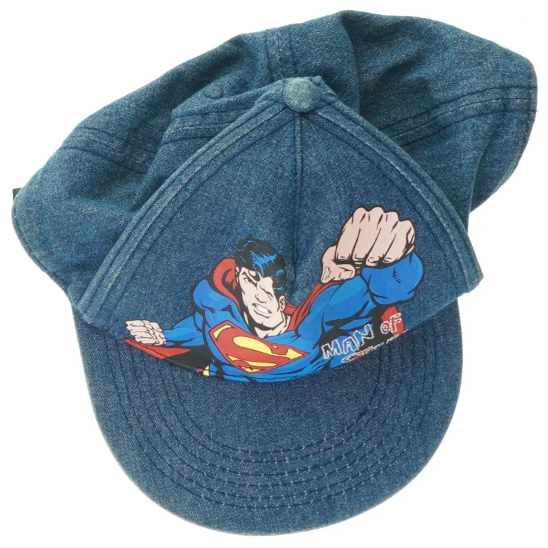 Superman kasket fra H&M (str. 122)