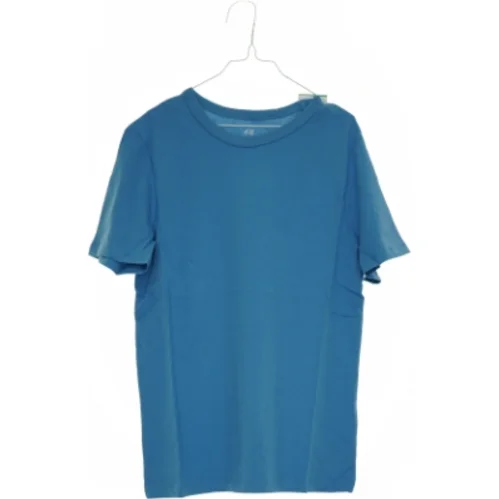 T-Shirt fra H&M (str. 152 cm)