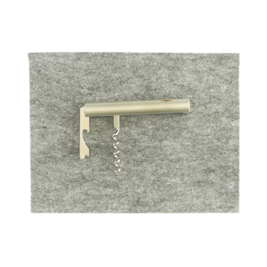 Vinoplukker stadig i æske 