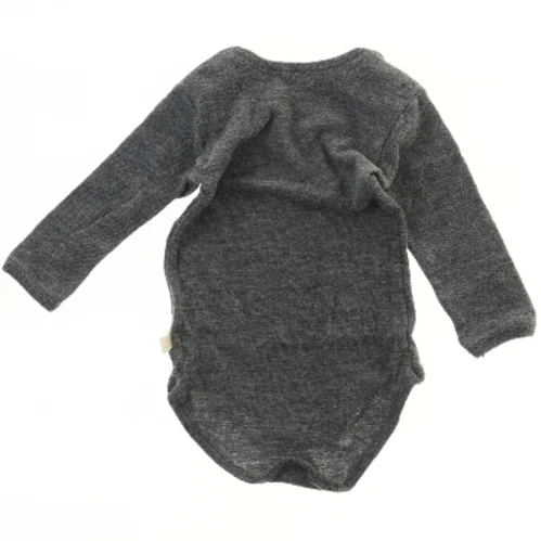 Grå bodystocking fra Dilling (str. 74)