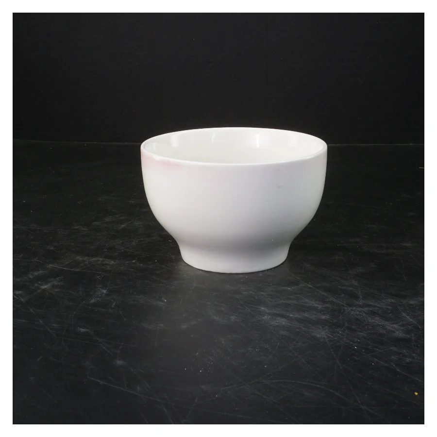 Hvid keramisk skål (str. 9x13,5 cm)