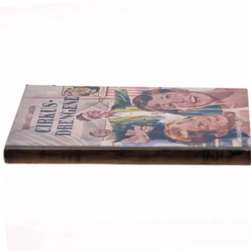 Cirkusdrengene af Bernhard Larsen