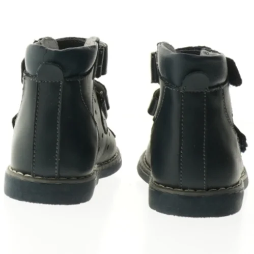 Sorte børnesko str 25. Nye