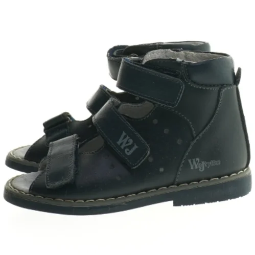 Sorte børnesko str 25. Nye