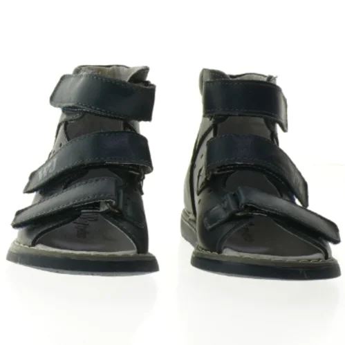 Sorte børnesko str 25. Nye