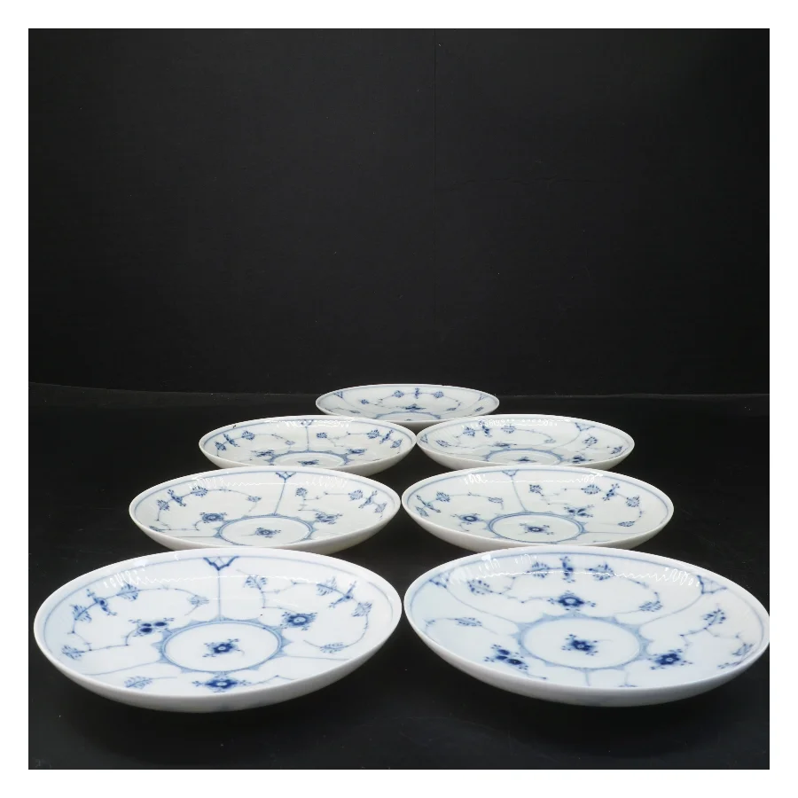 Porcelænstallerkener, musselmalede, fra Royal Copenhagen (str. 14,5 cm)