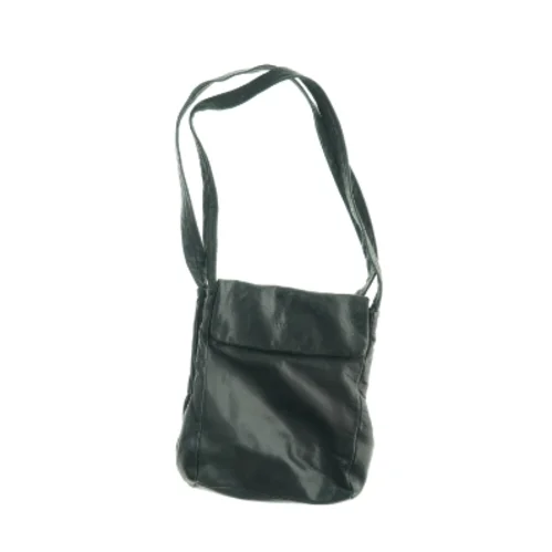 Sort skuldertaske i læder