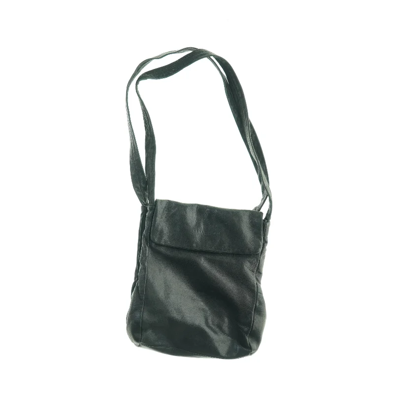 Sort skuldertaske i læder