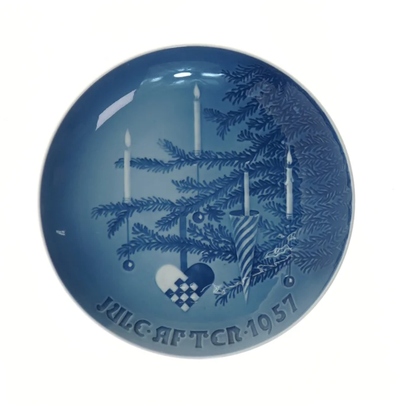 Royal Copenhagen juleplatte 1957 fra Royal Copenhagen (str. Ø 18,2 cm)