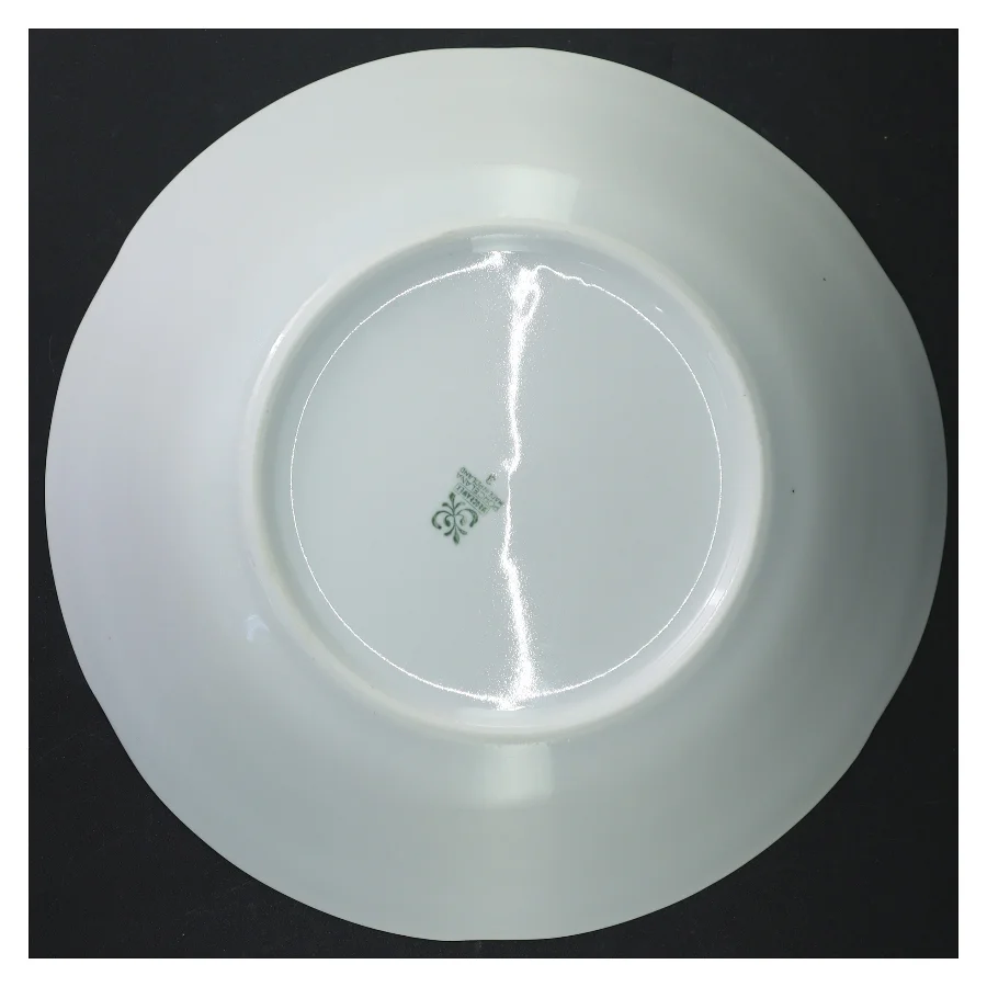 Porcelænsskål med blomsterdesign
