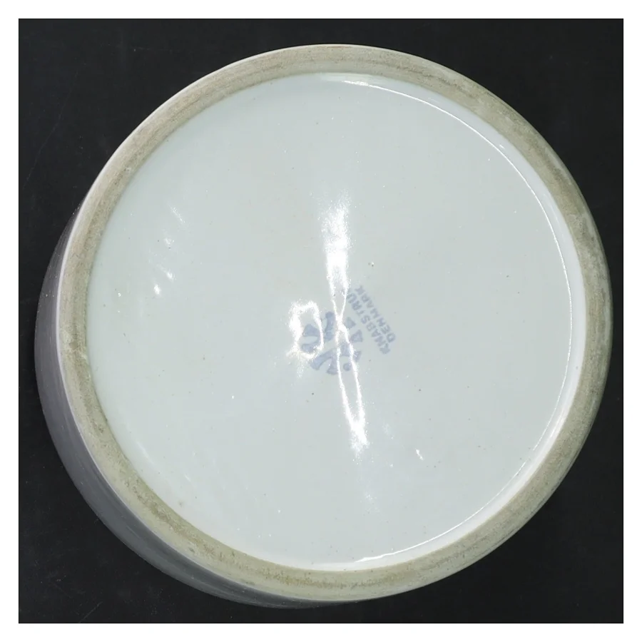 Hvid keramisk potte fra Knabstrup (str. Ø 12 cm)