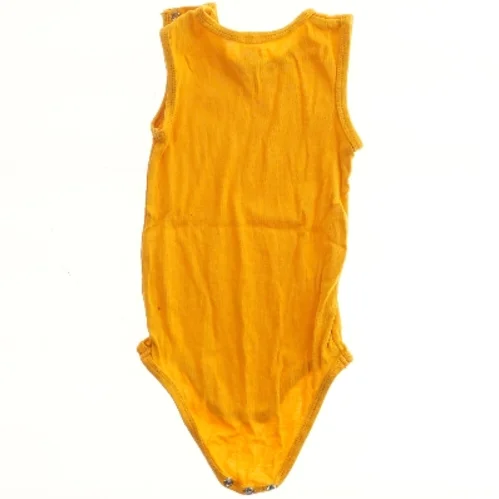 Gul bodystocking uden ærmer fra Friends (str. 86)