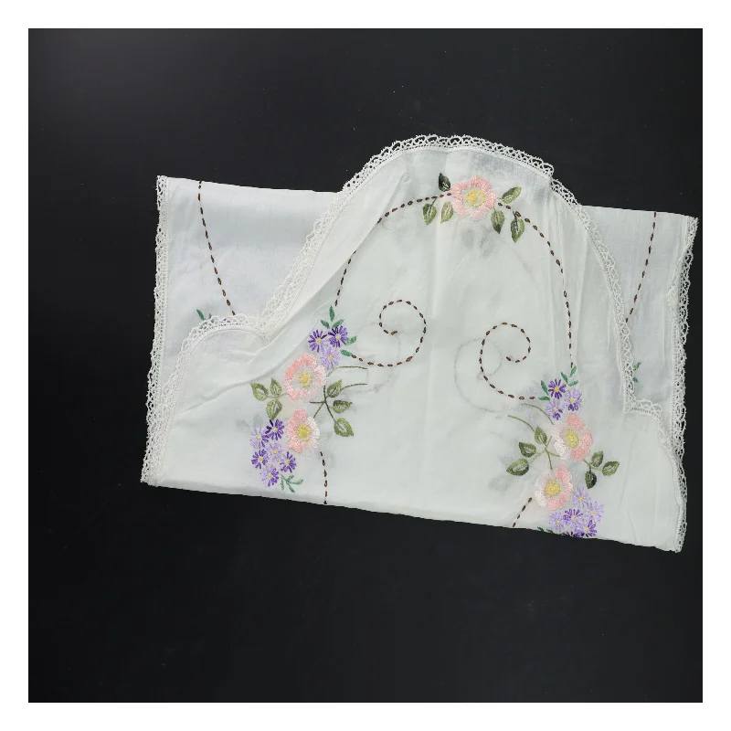 Bordløber med blomsterbroderi (str. 90x39 cm)