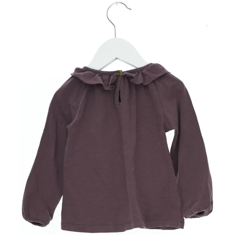 Langærmet bluse med kattemotiv fra Soft Gallery  (str. 86)