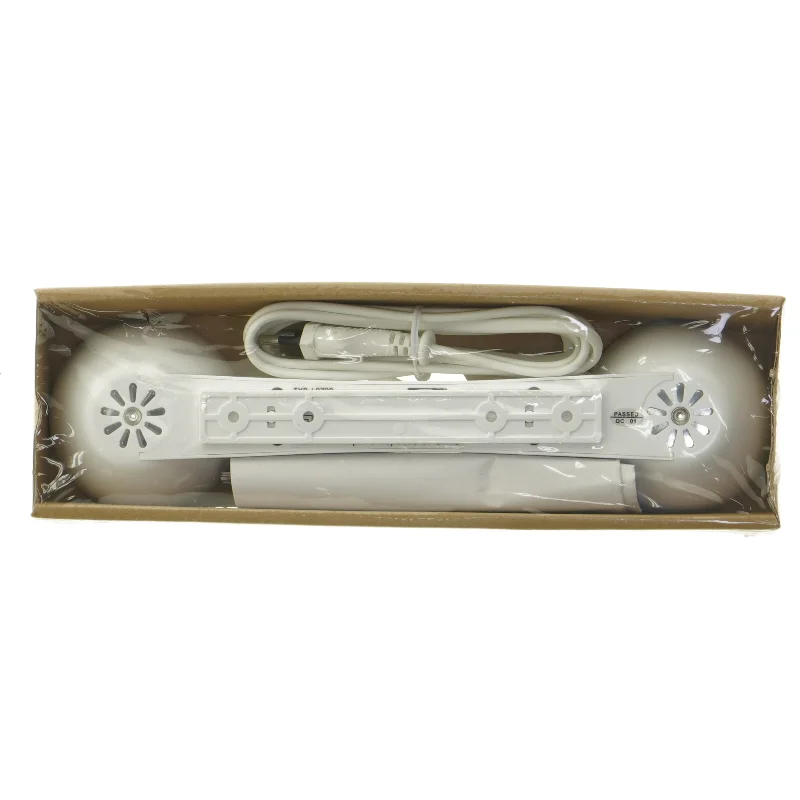 Hvid lysarmatur fra IKEA (str. 25 watt)