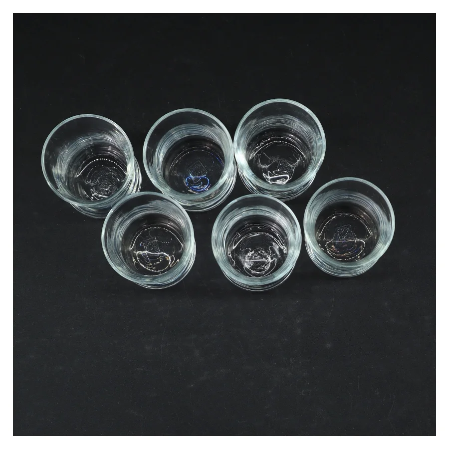 6 Glas (str. Ø 5 cm. længde, 7,5 cm)