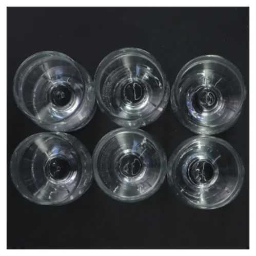 Sæt af glas (str. Ø 6,5x13 cm)