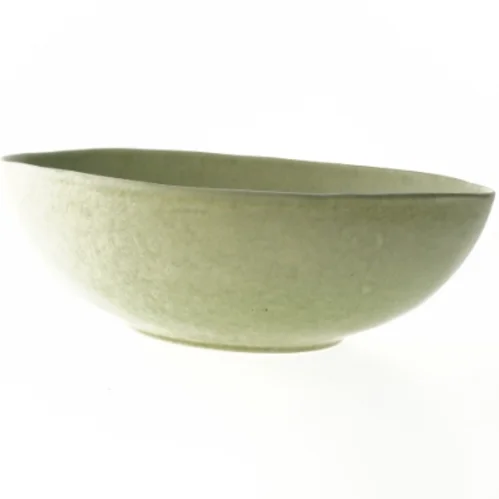 Grøn keramisk skål fra H&M (str. 27,5x21 cm)