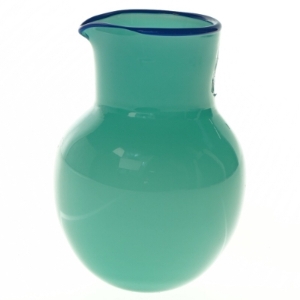 Grøn glaskande med blå kant (str. H. 10,5 cm)