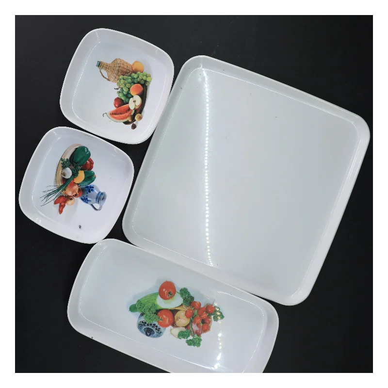 Serveringsbakker med motiver (str. 24 x 24 cm)