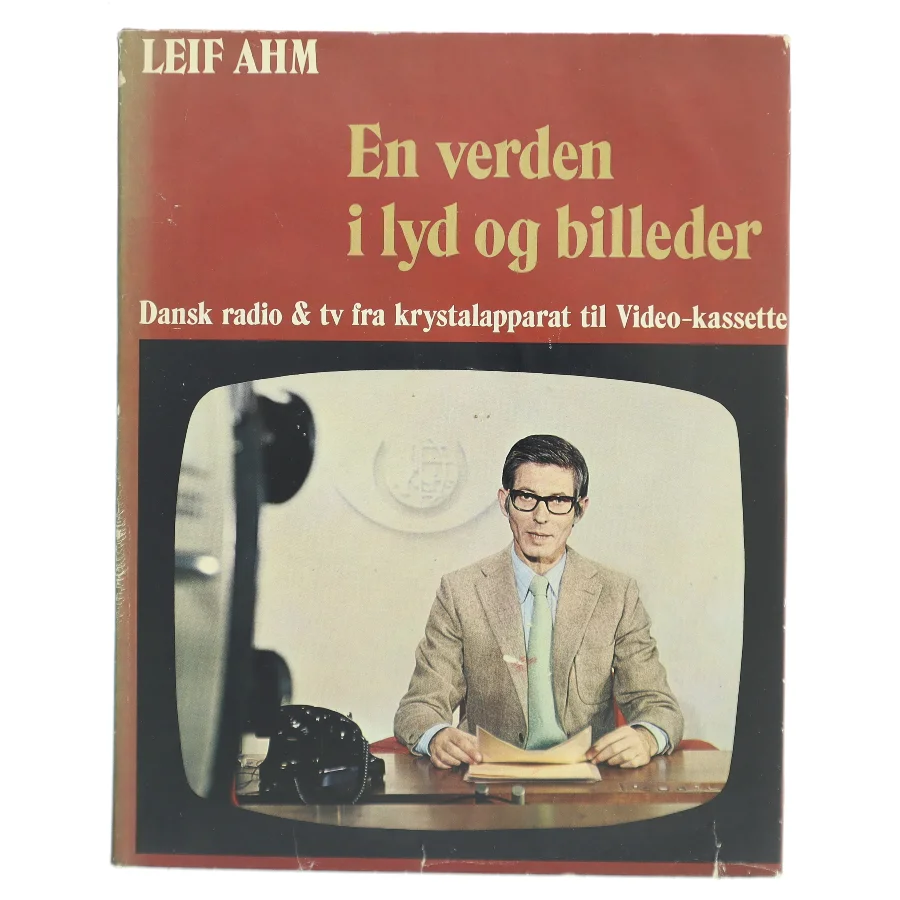 En verden i lyd og billeder af Leif Ahm (Bog)