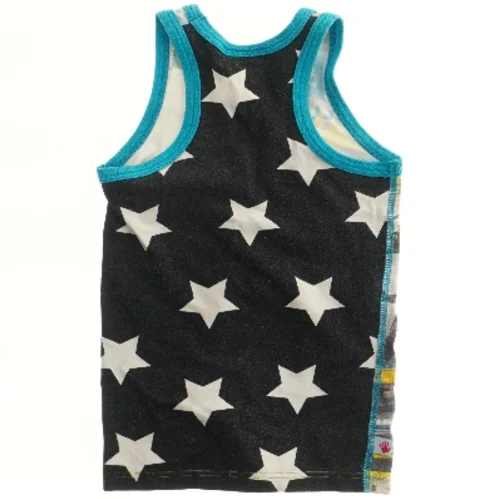 Tanktop med togprint fra Molo (str. 116)