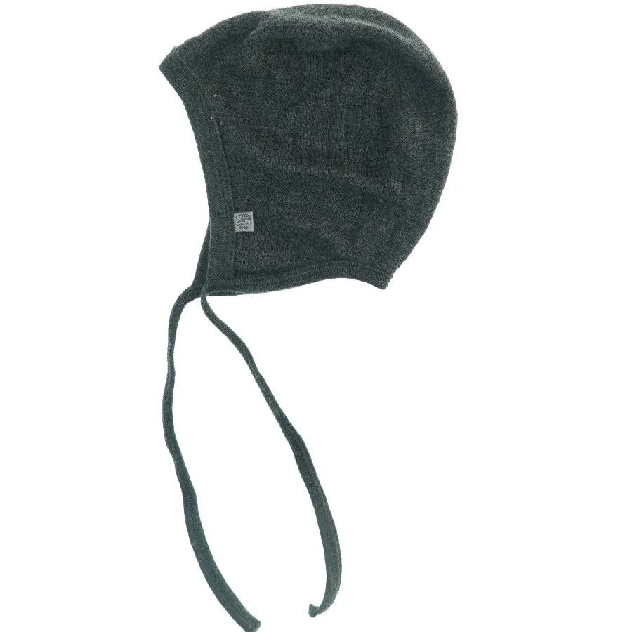 Uldhue med bindebånd. Grå