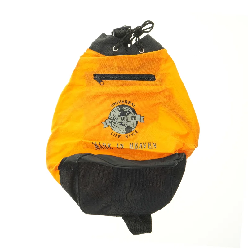 Orange rygsæk med frontlomme fra Universal (str. 47x39 cm)