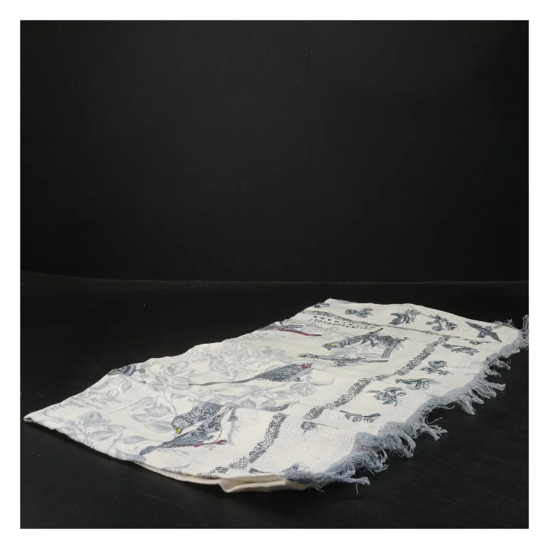 Kvadratisk tørklæde med fugleprint fra ALT (str. 86x86 cm)