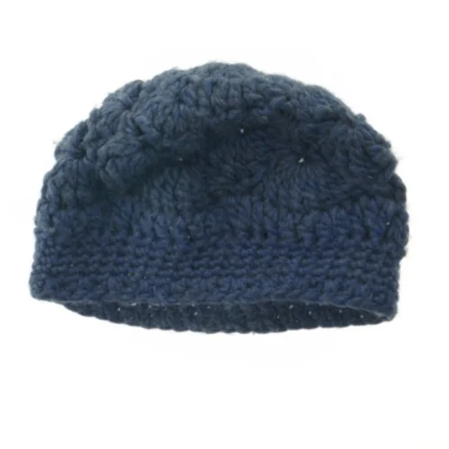 Strikket hat (str. Ø 28 cm)