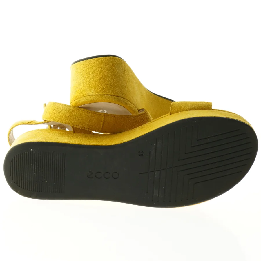 Gule ruskindssandaler. Ecco str 39