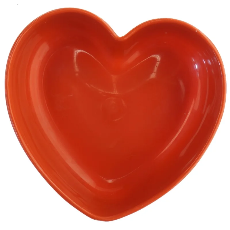 Rød hjerteformet skål (str. 13x14 cm)