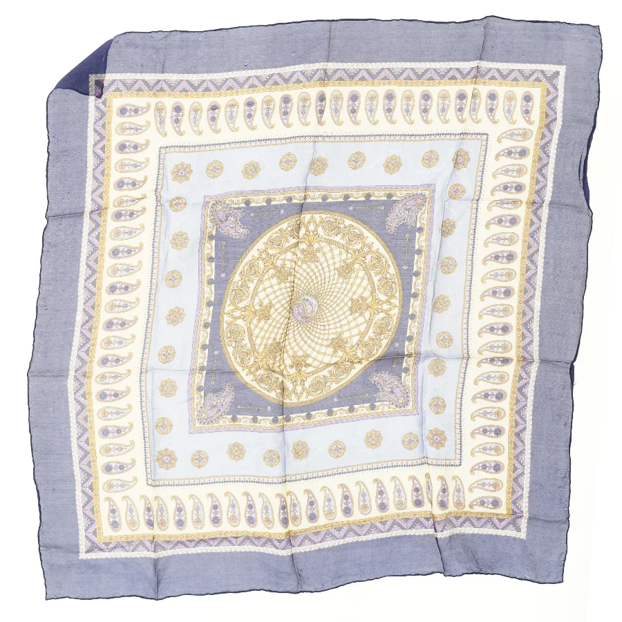 Silketørklæde med mønster (str. 76x79 cm)