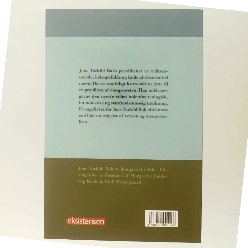 At øve sig i at være menneske : 29 prædikener af Jens Torkild Bak (Bog)