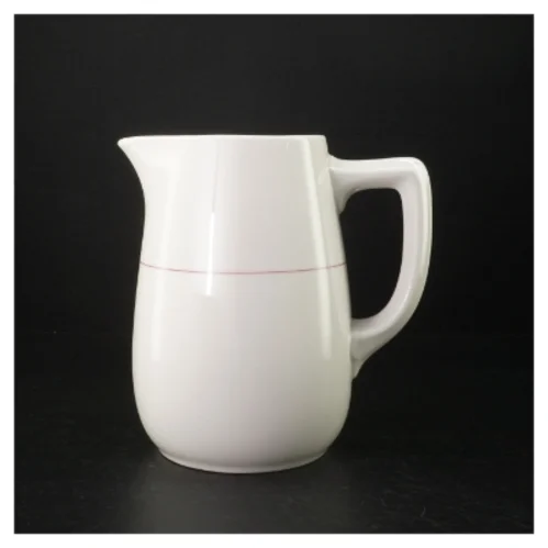 Hvid porcelænskande med rød kant (str. H. 20 cm. ø. 13,5 cm)