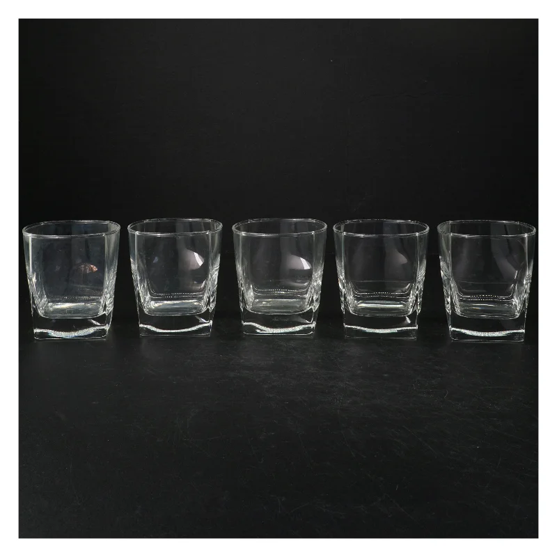 Drikkeglas (str. H. 8,5 cm. ø 8 cm)