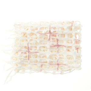 Hvidt tekstil tørklæde med mønster (str. 155x53 cm)