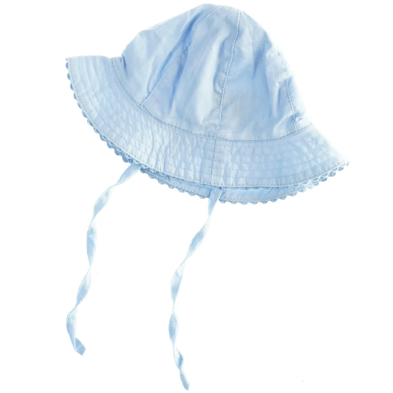 Blå børnesolhat med bindebånd fra H&M (str. 62/68 )