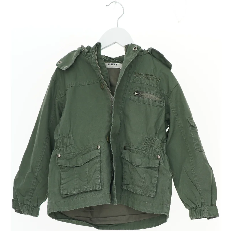 Olivengrøn vinterjakke til børn fra Entry (str. 110)