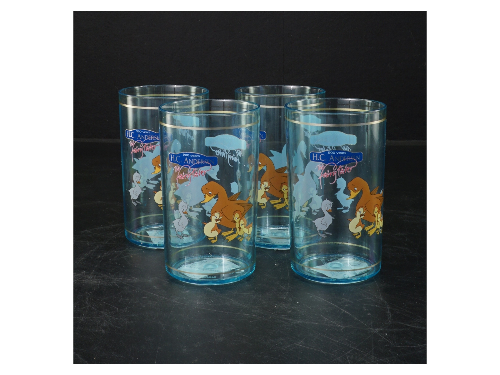 HC Andersen glas sæt fra The Trade House (str. 10,5 cm. 4 styk)