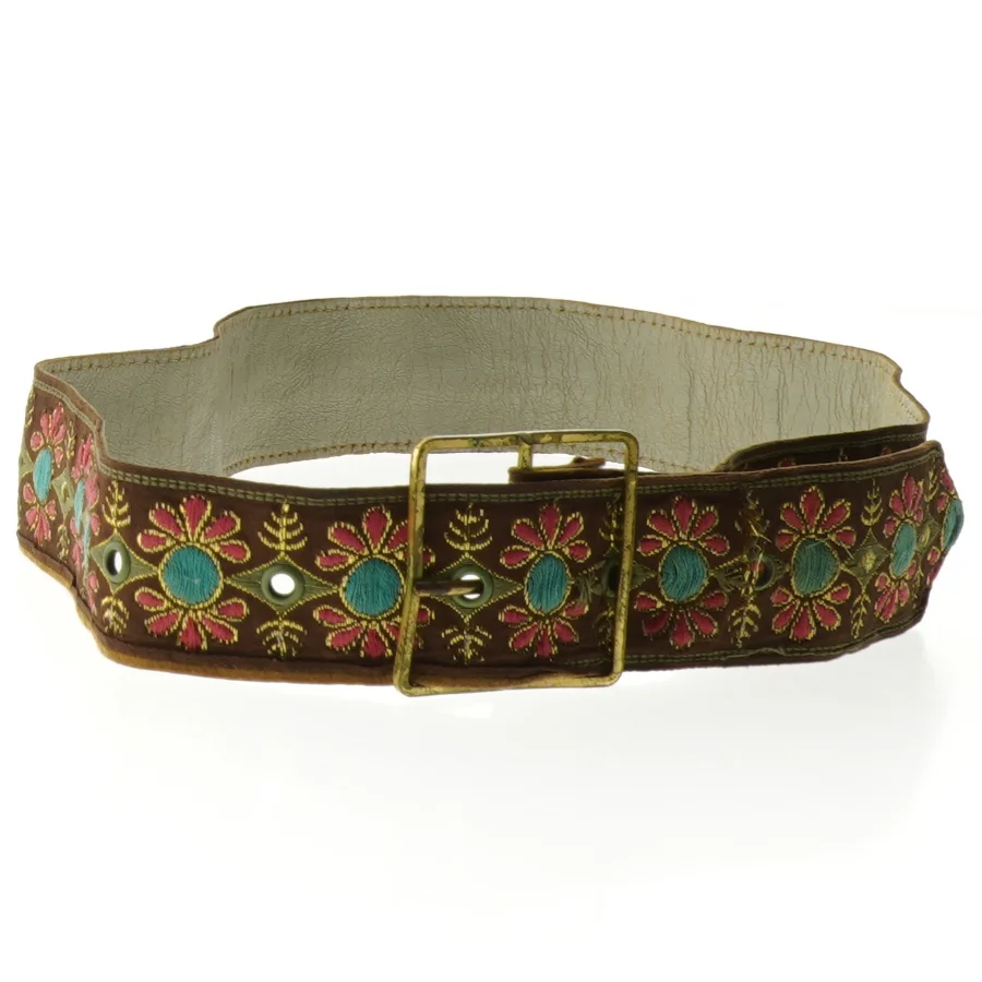 Broderet læderbælte (str. 85 cm)