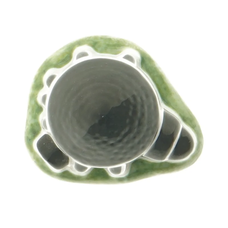 Lille porcelænsdekoration Østerlars rundkirke fra Johgus (str. 6,5 cm)