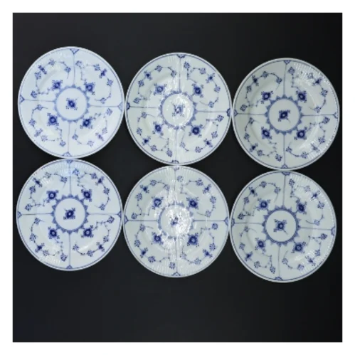 Sæt med seks porcelænstallerkener, musselmalede, fra Royal Copenhagen (str. Ø 14 cm)